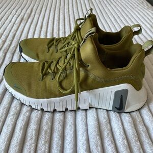 Nike Metcon 6 Training Shoes - Athletic Sneakers